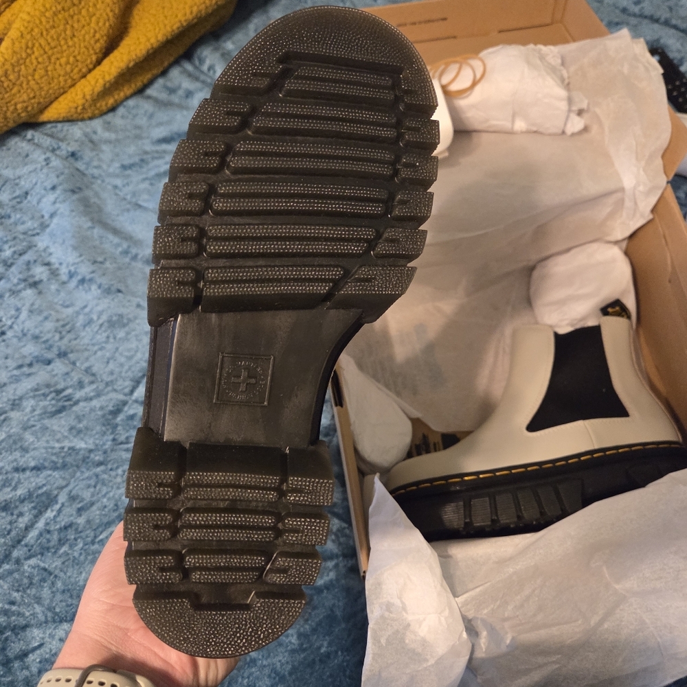 Dr. Martens Audrick Chelsea - Picture 4 of 6